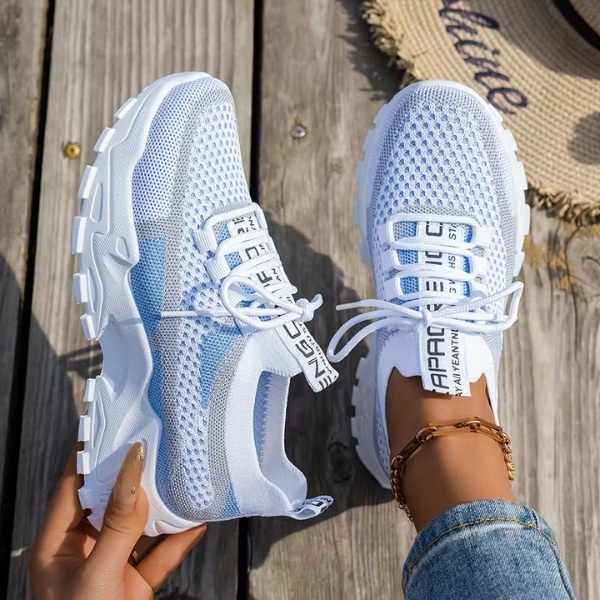 AIRSYNQ™ - ADIDAȘI DE DAMĂ RESPIRABILI PENTRU CONFORT PE TOT PARCURSUL ZILEI